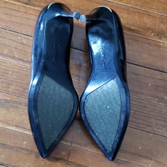 Calvin Klein Gayle Pumps - Picture 8 of 9